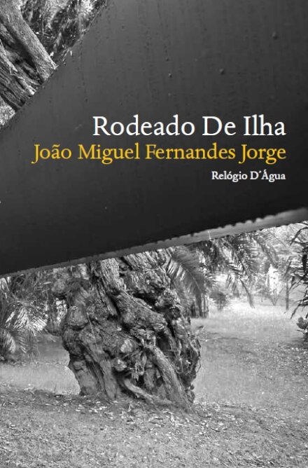 Rodeado De Ilha