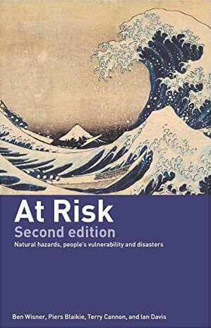 At Risk : Natural Hazards, People's Vulnerability and Disasters