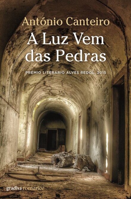 A Luz Vem das Pedras