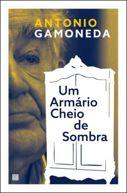 Um Armário Cheio De Sombra